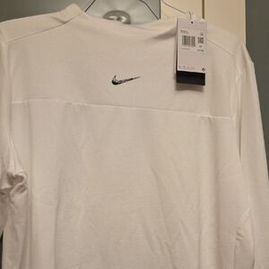 Nike Unisex Classic White Ling Sleeve Tshirt